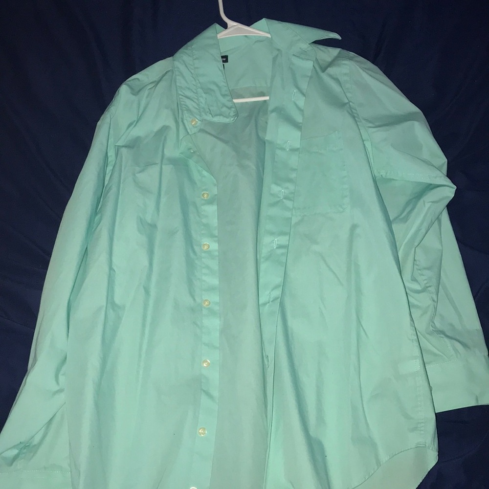 Men’s dress shirt